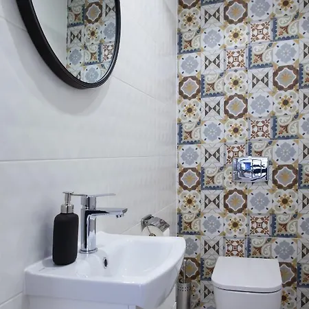 Lesna Przystan 公寓 *